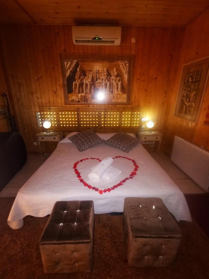 Tu Mansion Guest House Navalcarnero Ngoại thất bức ảnh