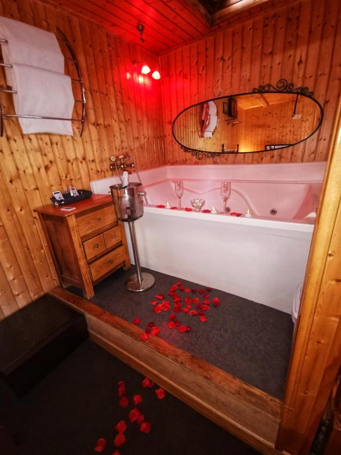 Tu Mansion Guest House Navalcarnero Ngoại thất bức ảnh