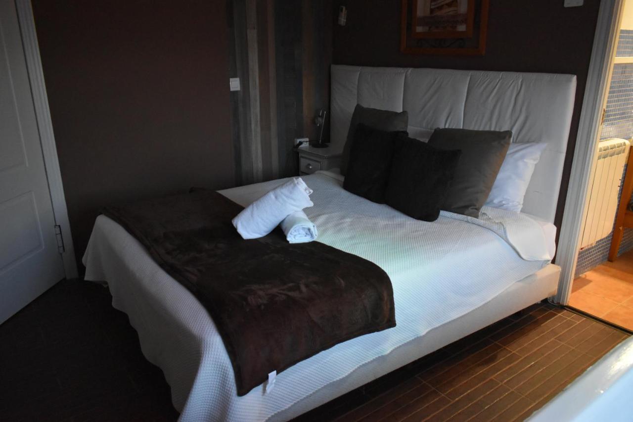 Tu Mansion Guest House Navalcarnero Ngoại thất bức ảnh