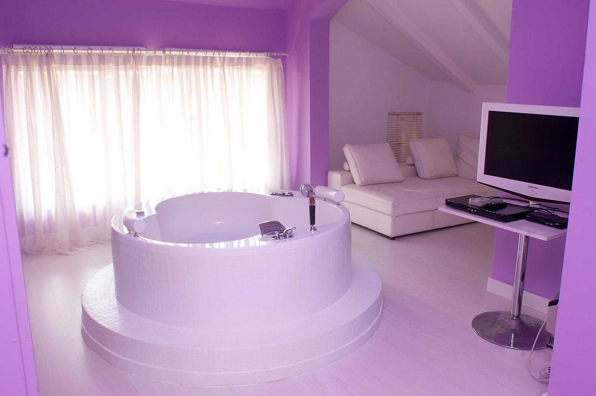 Tu Mansion Guest House Navalcarnero Phòng bức ảnh