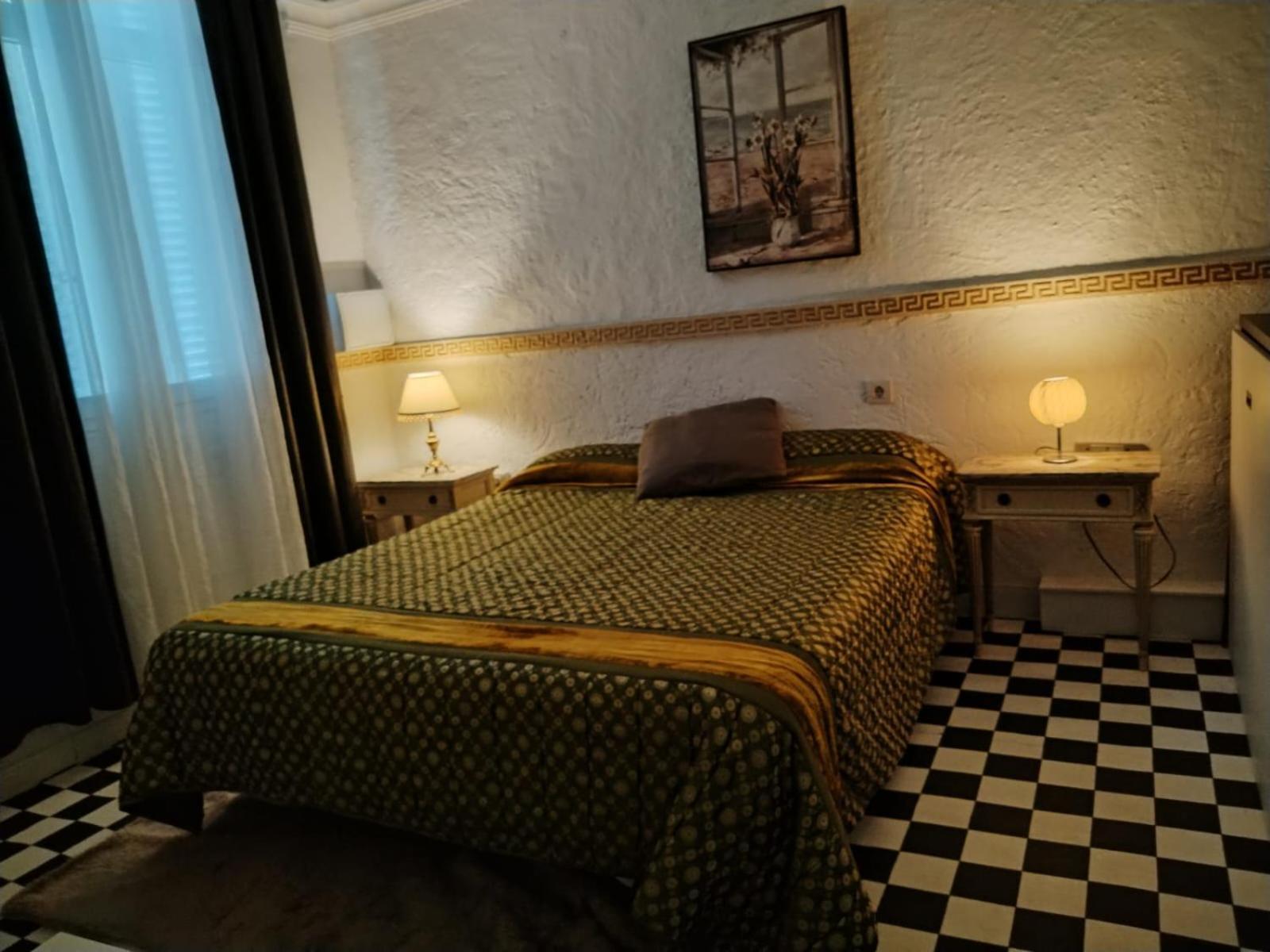 Tu Mansion Guest House Navalcarnero Ngoại thất bức ảnh