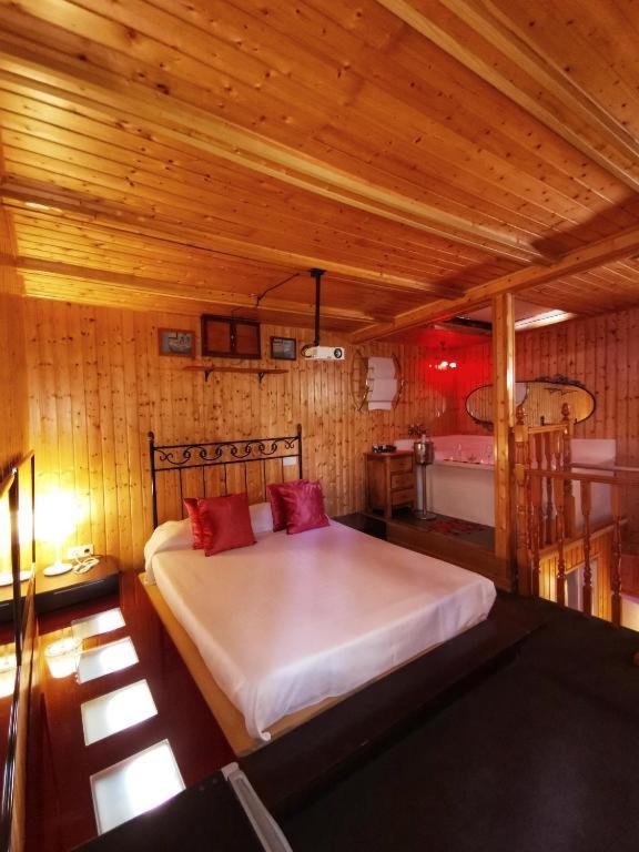Tu Mansion Guest House Navalcarnero Ngoại thất bức ảnh